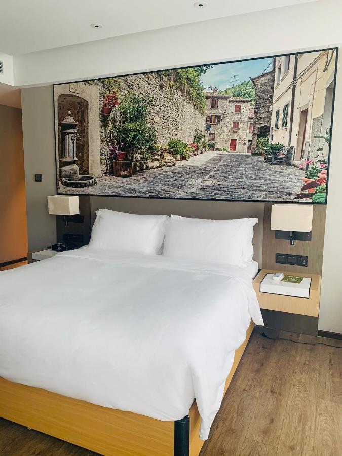 Mercure Shanghai Hongqiao Railway Station Zewnętrze zdjęcie
